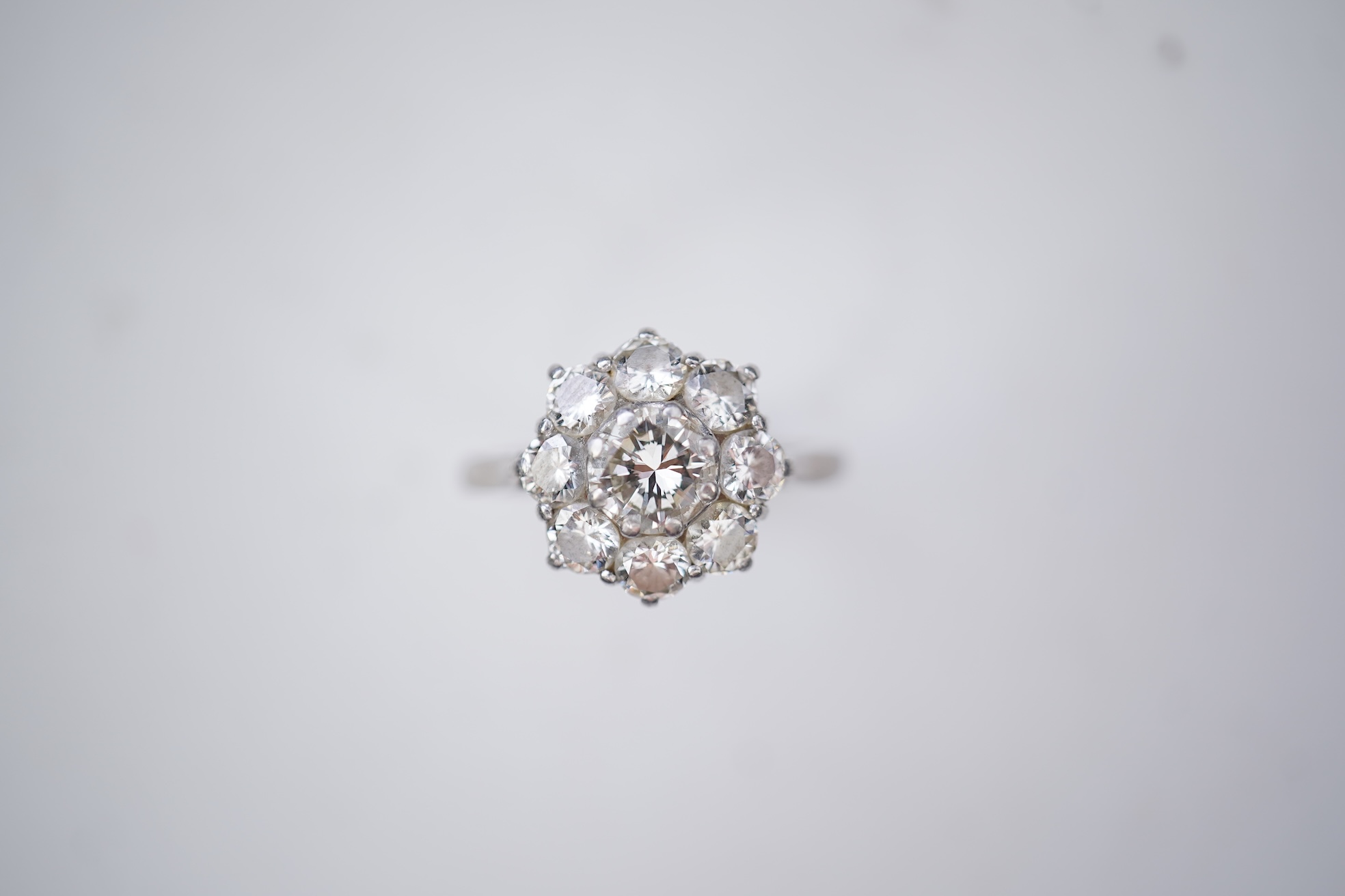 A diamond cluster ring